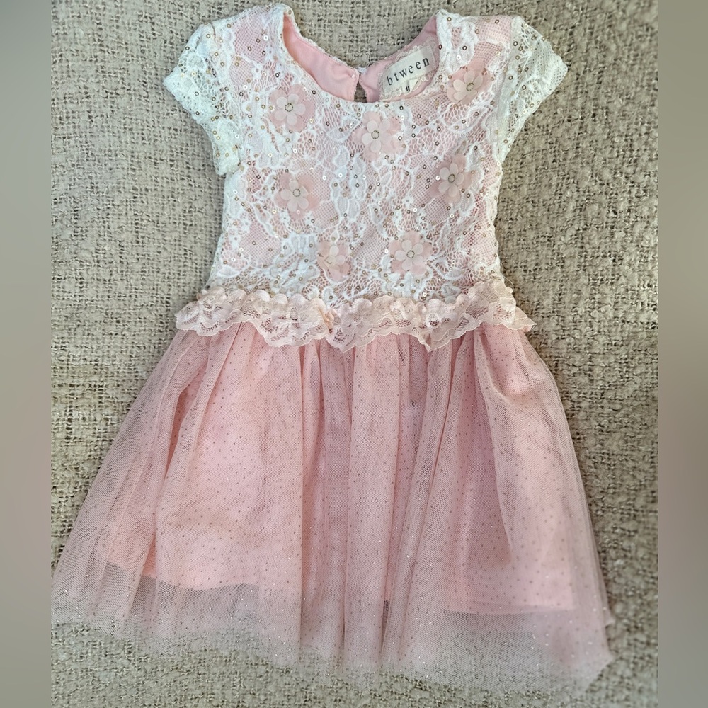 Elegant Pink Lace Dress for Kids